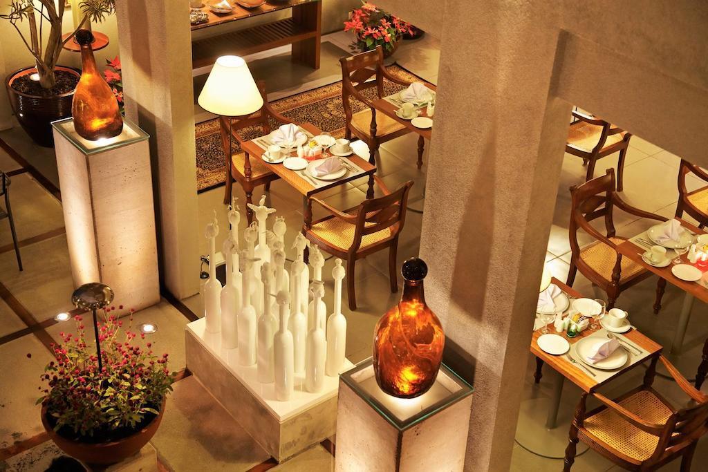 Bumi Semilir Art And Boutique Hotel Cihanjuang Luaran gambar