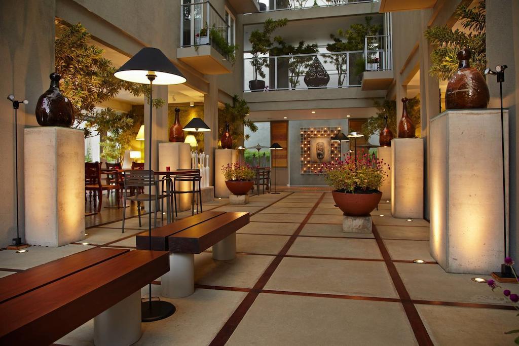 Bumi Semilir Art And Boutique Hotel Cihanjuang Luaran gambar