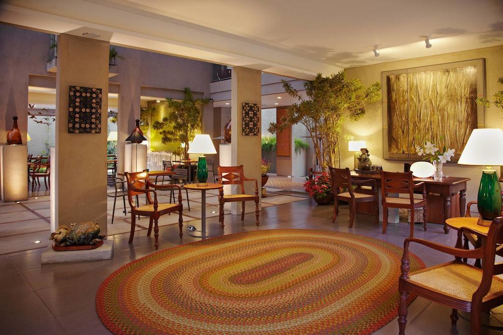 Bumi Semilir Art And Boutique Hotel Cihanjuang Luaran gambar